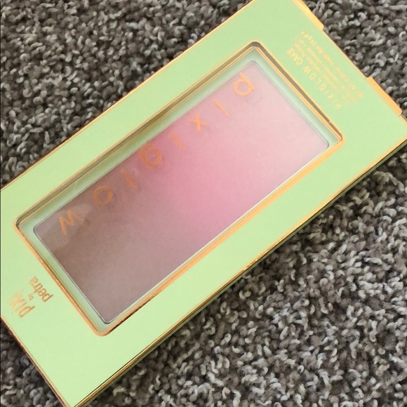 Poco glow - Picture 1 of 1